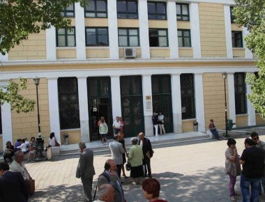 Ανάληψη ευθύνης από αντιεξουσιαστές για την καταδρομική επίθεση στα δικαστήρια της Ευελπίδων